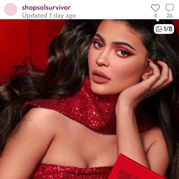 ❤️ISO In Search of Kylie cosmetics Holiday illuminating face primer & spray ISO! - Picture 5 of 10